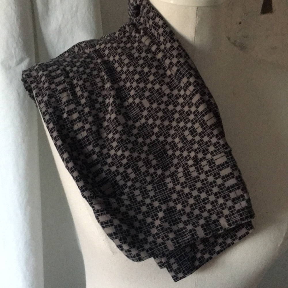 LuLaRoe Black and Taupe Leggings New!